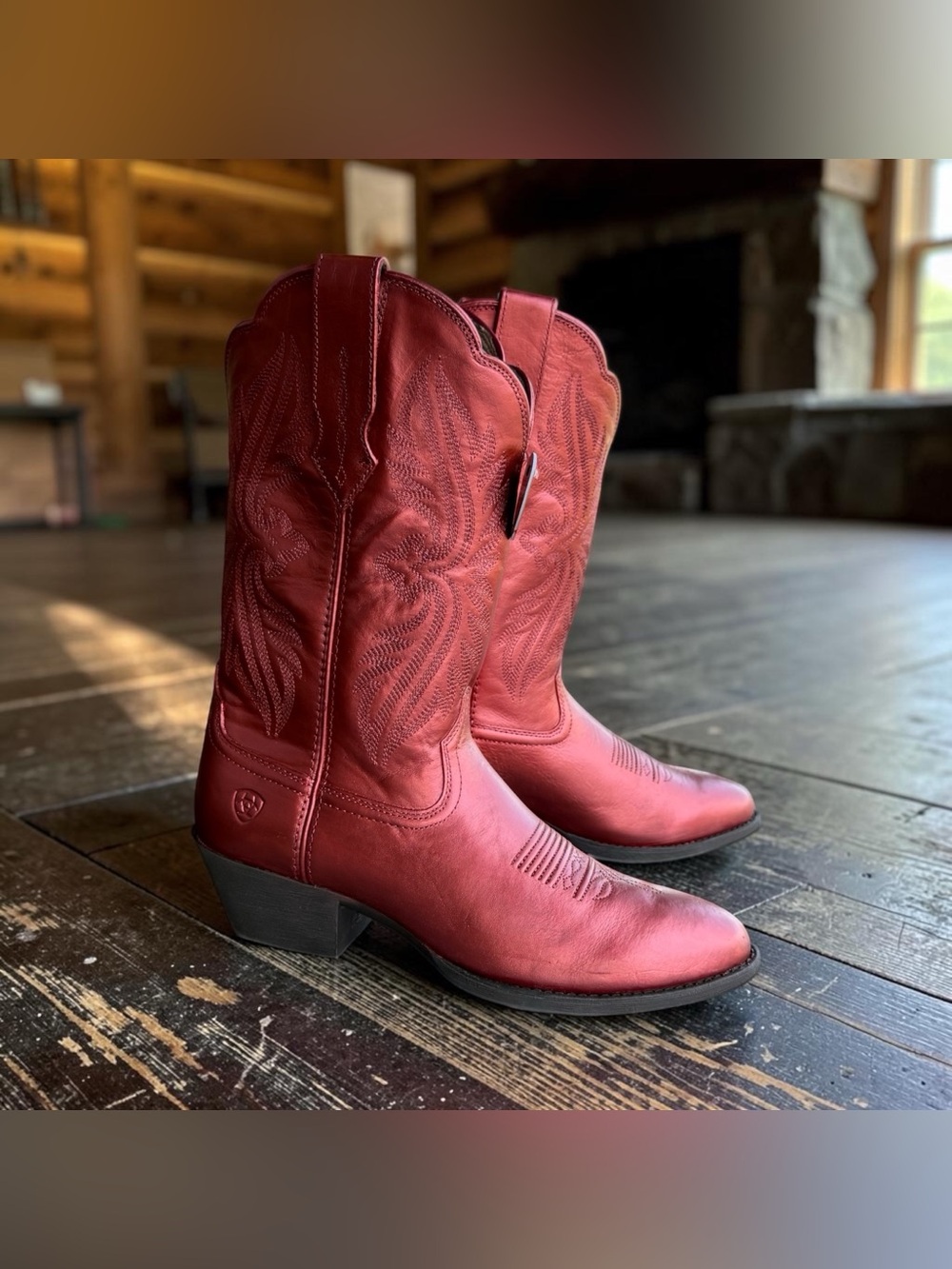 Ariat Women’s HeritageR Toe Rosy Red StretchFit
Western Boots Size 11